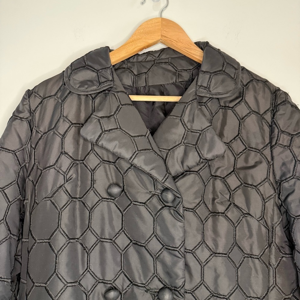 Vintage Lanson Embroidered, Cubic Design All-Weather 1960’s Mod Coat - Picture 3 of 13